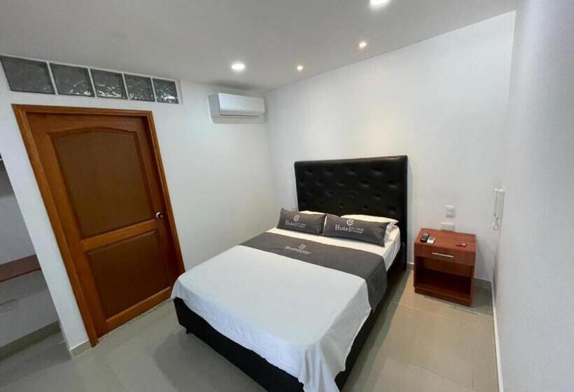 اتاق استاندارد برای معلولان, Aeromar Central