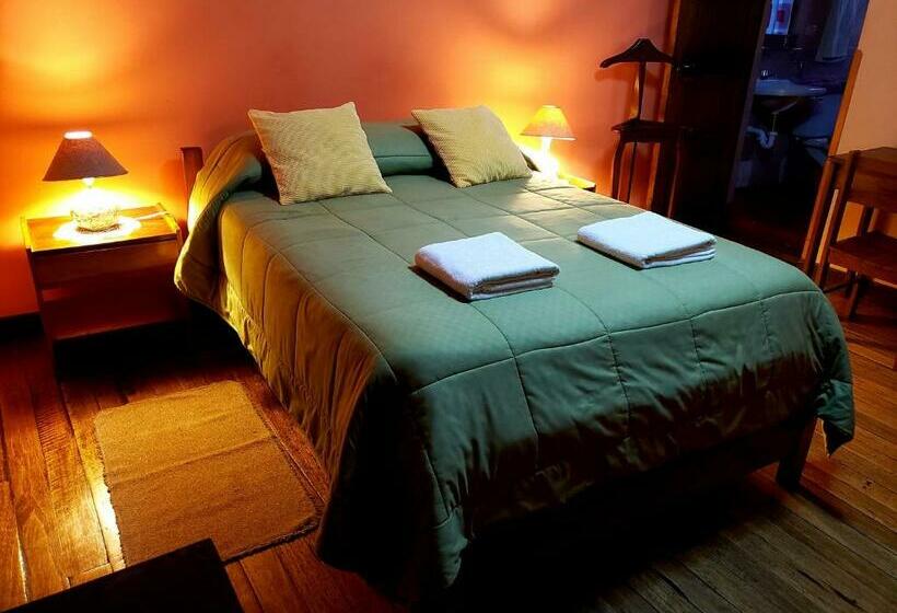 اتاق استاندارد, La Nuit Home