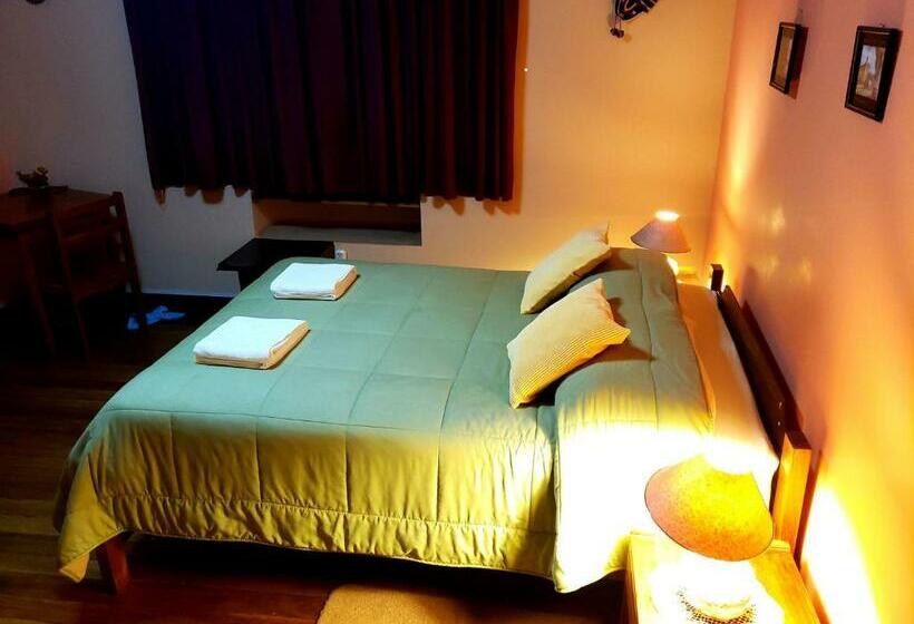 اتاق استاندارد, La Nuit Home
