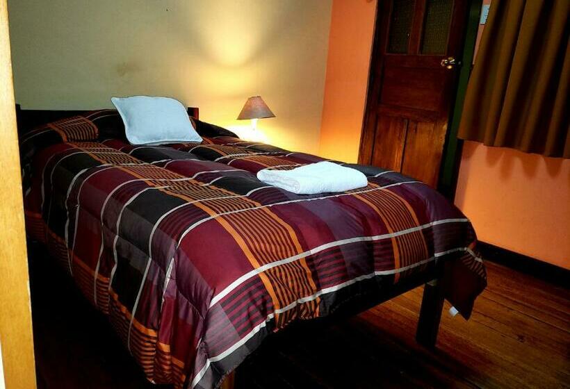 اتاق استاندارد یک نفره, La Nuit Home