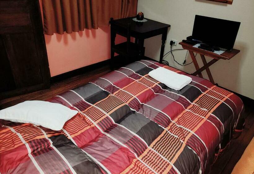 اتاق استاندارد یک نفره, La Nuit Home