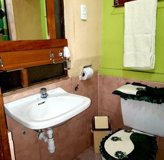 اتاق استاندارد یک نفره, La Nuit Home