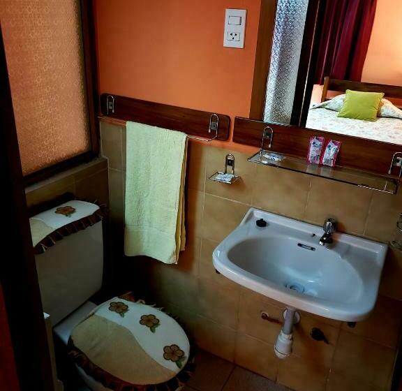 اتاق استاندارد, La Nuit Home