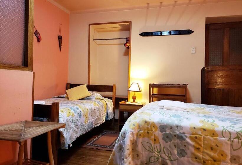 اتاق استاندارد سه نفره, La Nuit Home