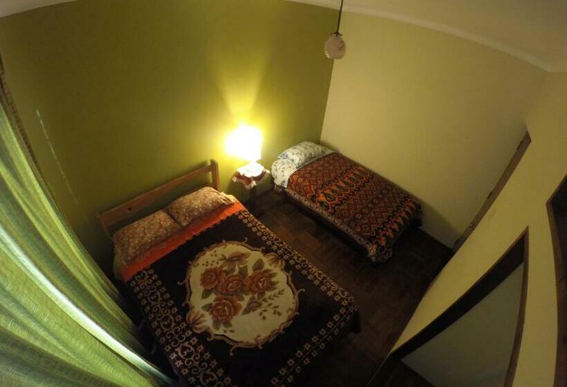 اتاق استاندارد, La Casa De Arturo