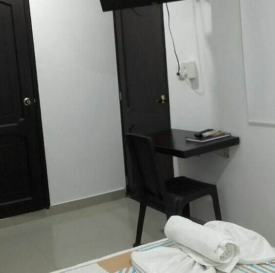 اتاق استاندارد سه نفره, Boutique Plazuela Real