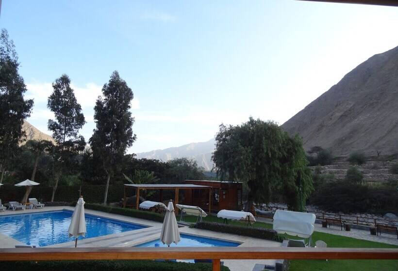اتاق استاندارد با چشم‌انداز استخر, El Molino Hotel Y Restaurant