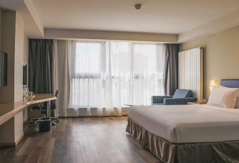 اتاق استاندارد, Holiday Inn Express Zhangjiakou Park View