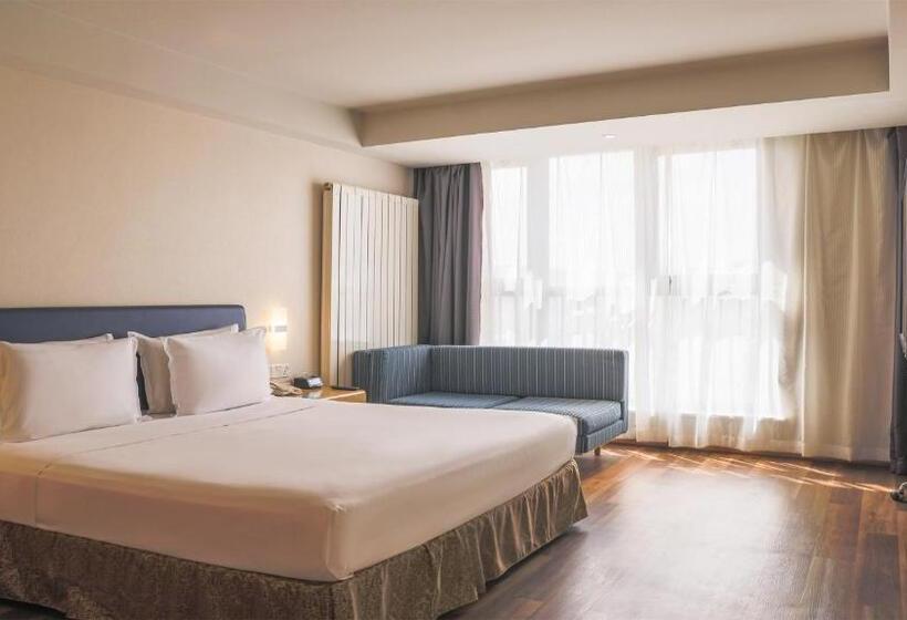 سوییت, Holiday Inn Express Zhangjiakou Park View