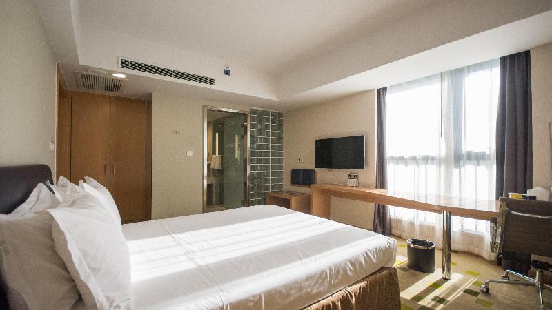 اتاق استاندارد, Holiday Inn Express Zhangjiakou Park View