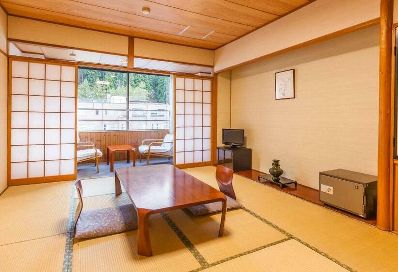 اتاق استاندارد با چشم‌انداز رودخانه, Oshuku Onsen Kagasuke