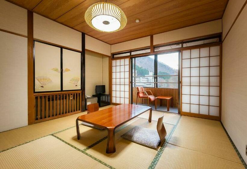 اتاق استاندارد با چشم‌انداز کوهستان, Oshuku Onsen Kagasuke