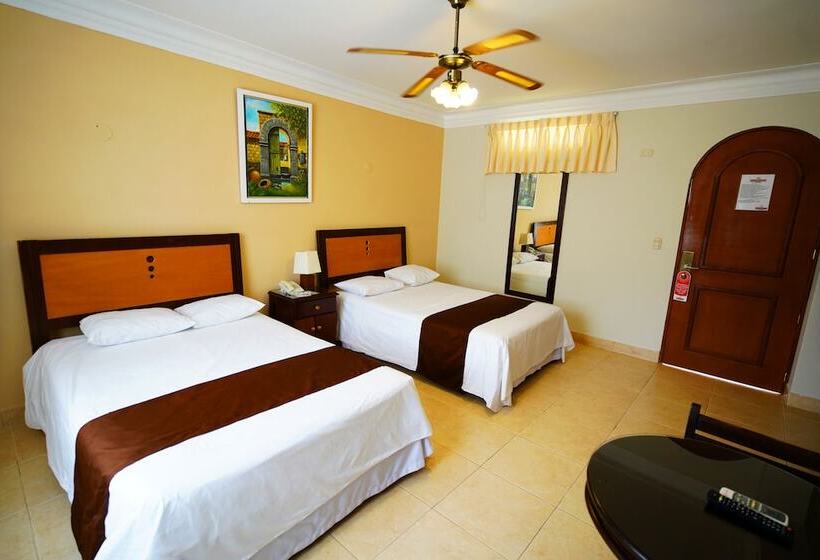 اتاق استاندارد با 2 تخت دوبل, Lunahuana River Resort