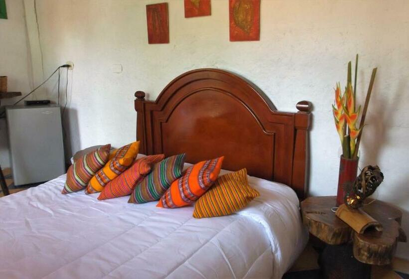 اتاق لوکس, Hostal Estrella De Agua