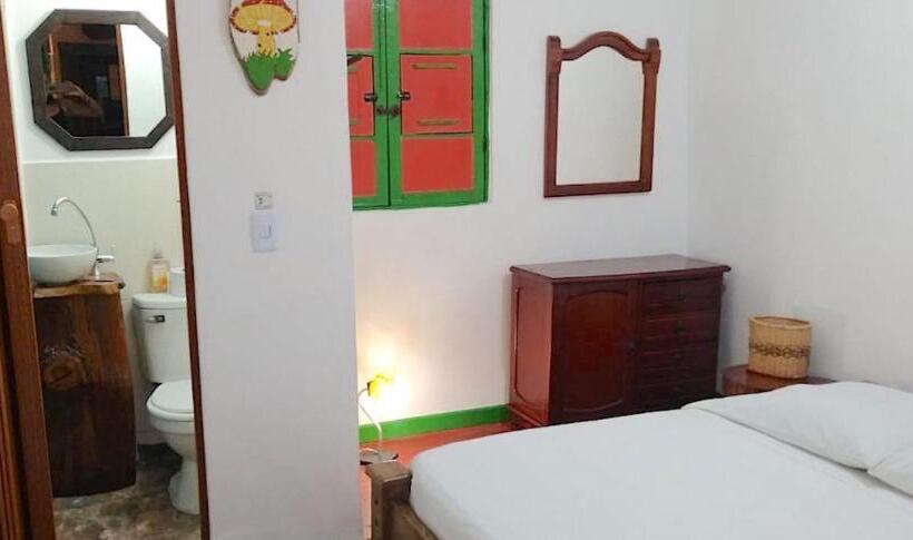 اتاق لوکس, Hostal Estrella De Agua