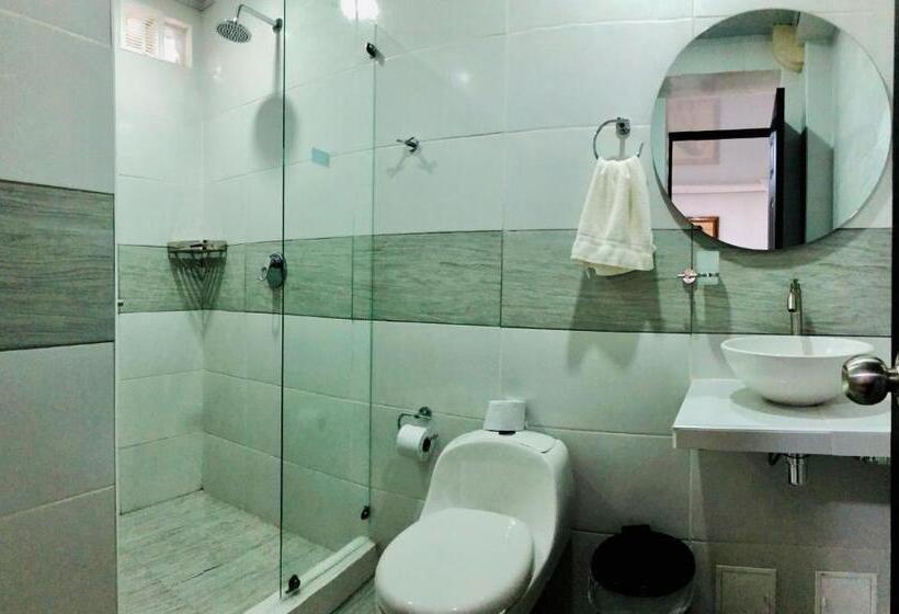 اتاق کلاسیک چهارنفره, La Floresta Salento