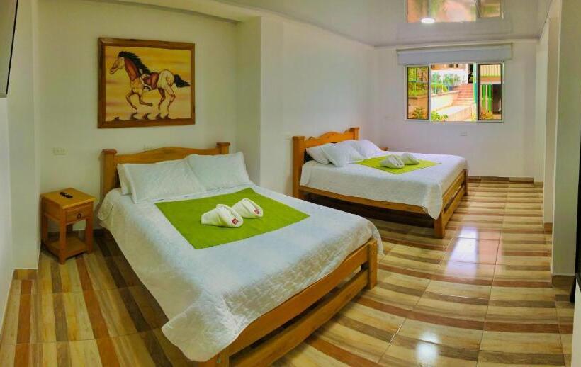 اتاق کلاسیک چهارنفره, La Floresta Salento