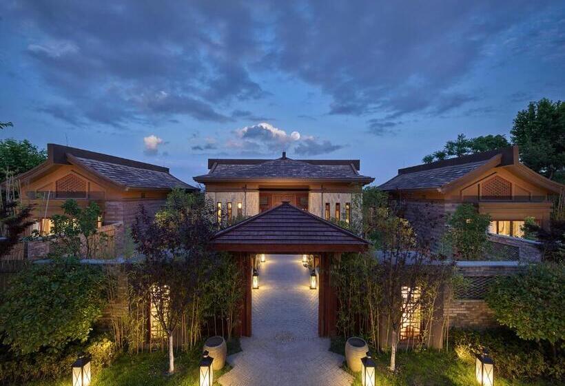 ویلای 3 خوابه با استخر, Anantara Guiyang Resort
