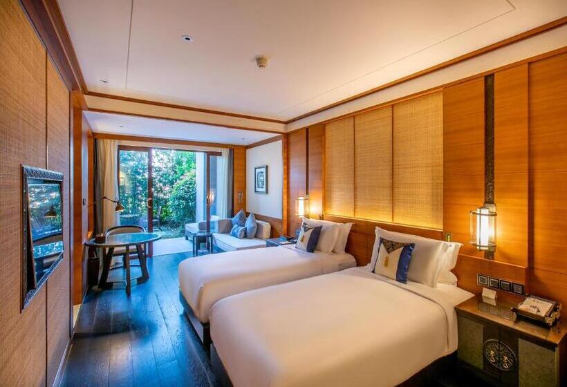 اتاق لوکس با تراس, Anantara Guiyang Resort