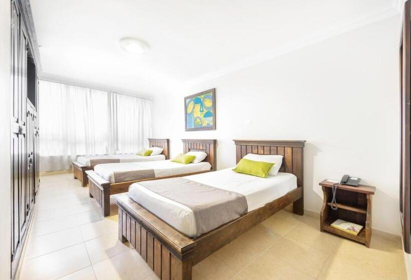 اتاق استاندارد سه نفره, Ayenda 1120 Hotel Comercial