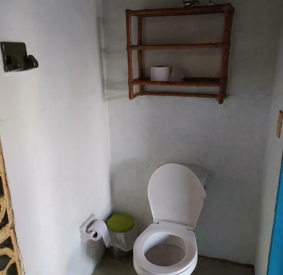 اتاق خانوادگی با چشم‌انداز باغ, Jardin Etnobotanico Villa Ludovica