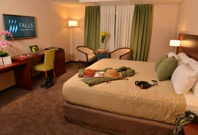 コンフォートルーム, Falls Iguazú Hotel & Spa