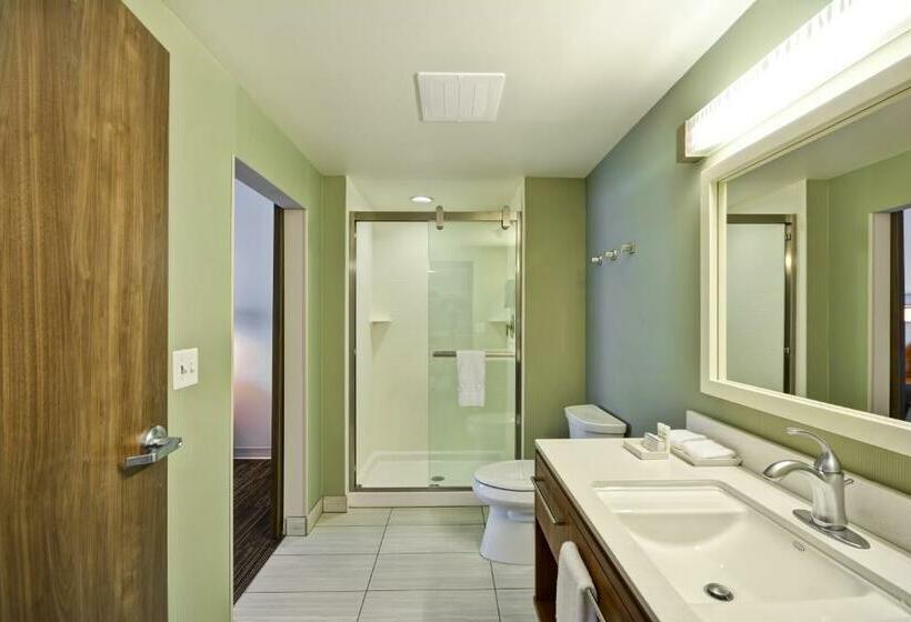 Deluxe Suite King Bed, Home2 Suites By Hilton  St. Simons Island