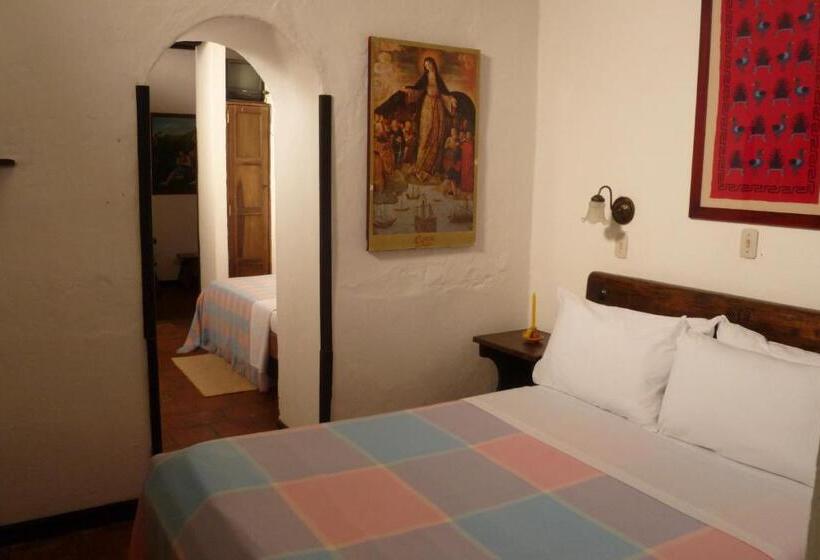 سوییت جونیور, Mision Santa Barbara Rnt 4799