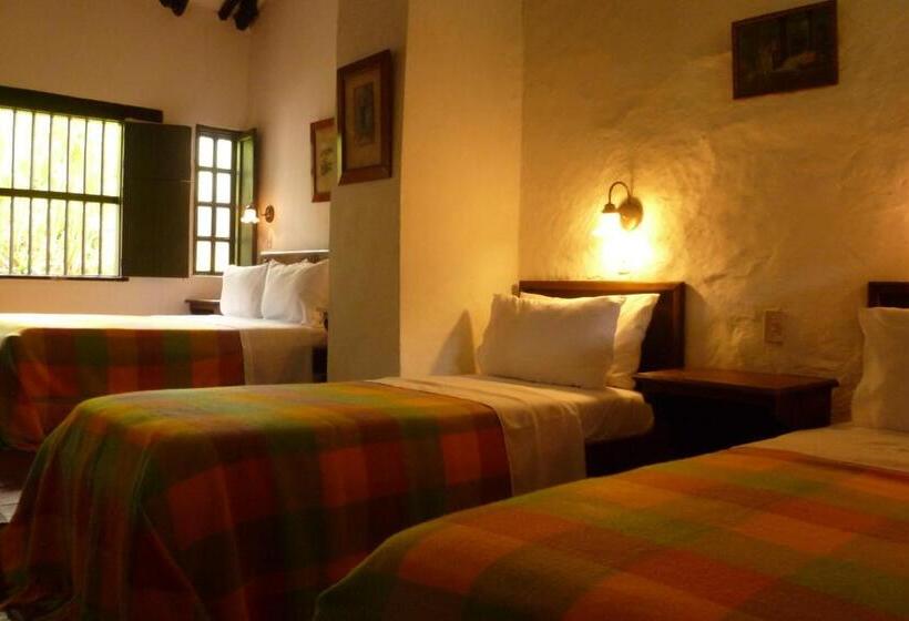 سوییت جونیور, Mision Santa Barbara Rnt 4799