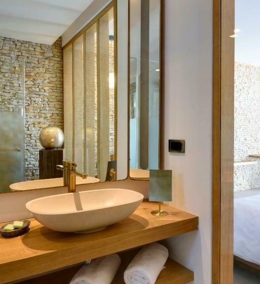 سوییت جونیور با چشم‌انداز دریا, Myconian Naia   Preferred Hotels & Resorts