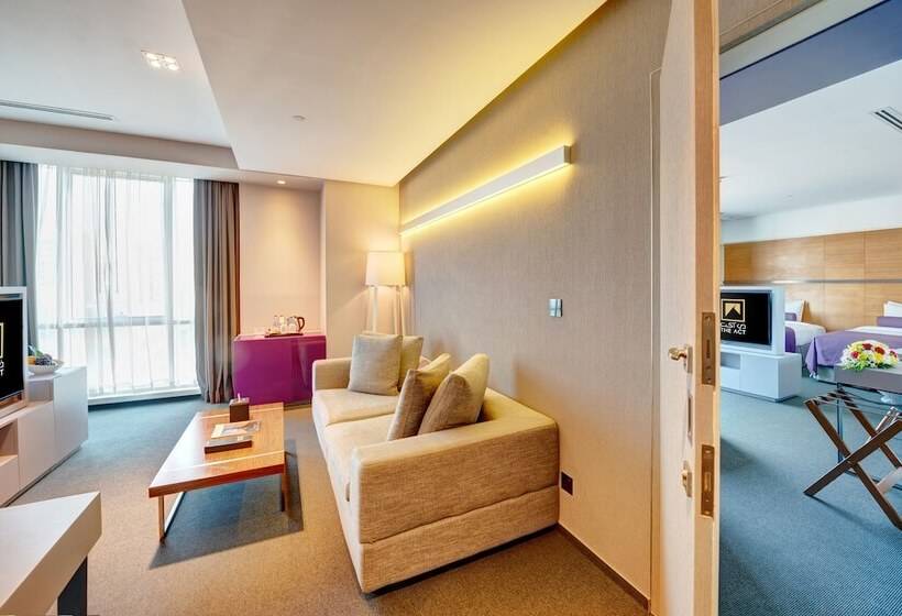 اتاق سوپریور, The Act Hotel Sharjah