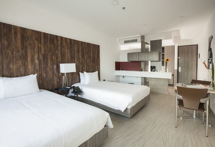 استودیوی استاندارد, Viaggio Medellin Grand Select