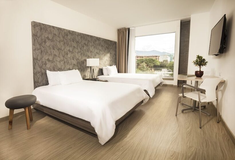 استودیوی استاندارد, Viaggio Medellin Grand Select