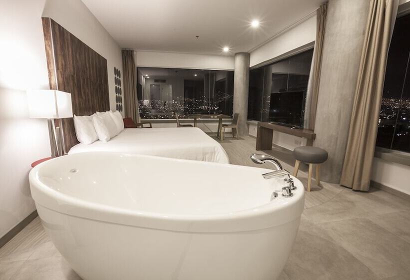 سوییت, Viaggio Medellin Grand Select