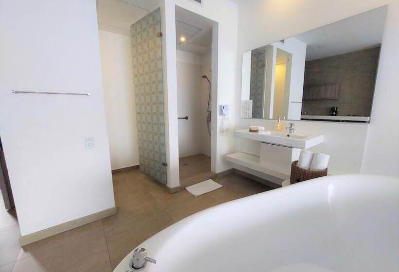 مجموعه ویستا شهر, Viaggio Medellin Grand Select