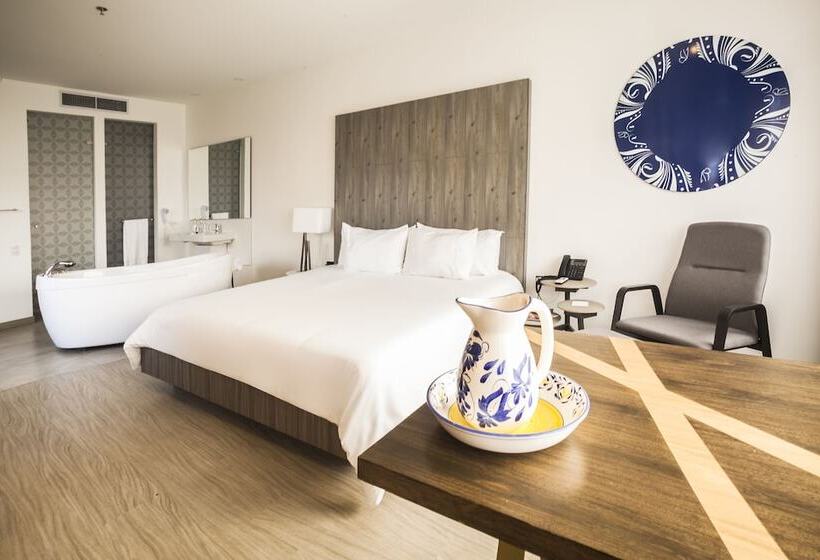 سوییت, Viaggio Medellin Grand Select