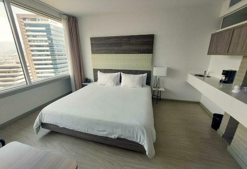 استودیوی استاندارد, Viaggio Medellin Grand Select
