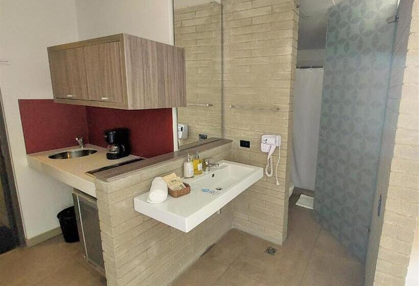 استودیو خانوادگی, Viaggio Medellin Grand Select