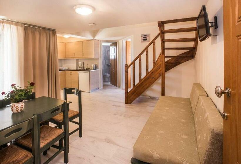 اتاق دوبلکس, Mythos Beach Hotel Apartments