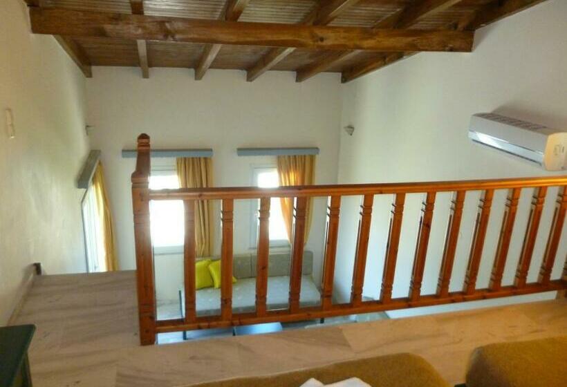 اتاق دوبلکس, Mythos Beach Hotel Apartments