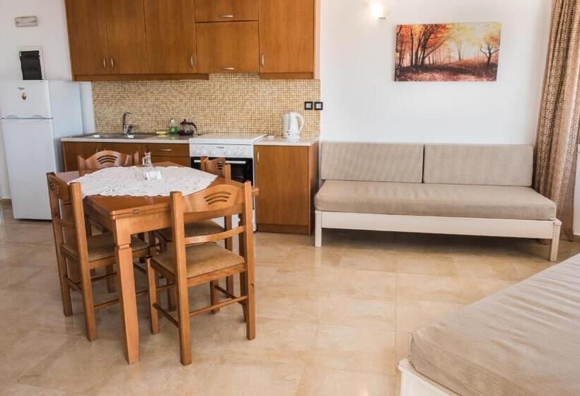 آپارتمان لوکس 1 خوابه, Mythos Beach Hotel Apartments