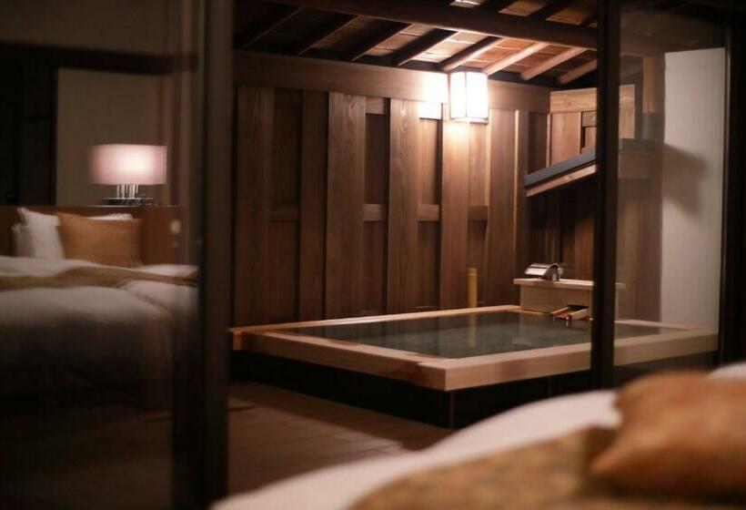 Suite with Terrace, Sakahijiri Gyokushoen