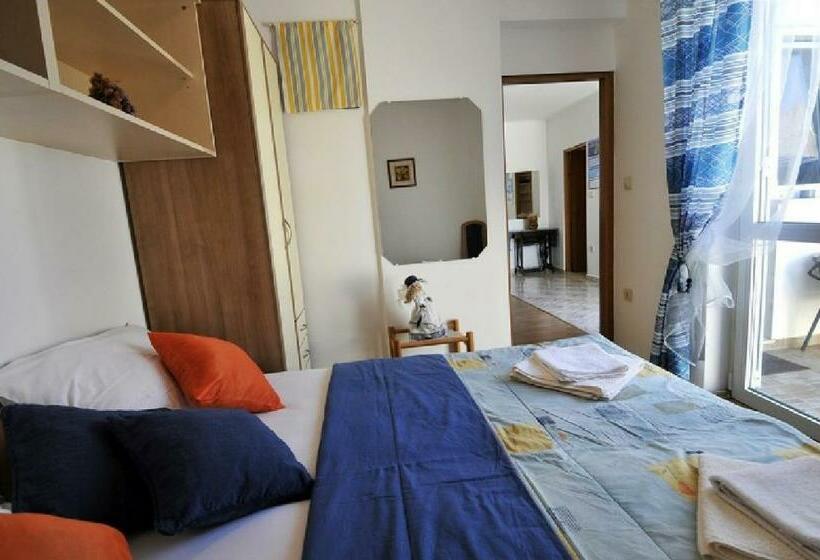 آپارتمان 1 خوابه با چشم‌انداز باغ, Villa Katarina