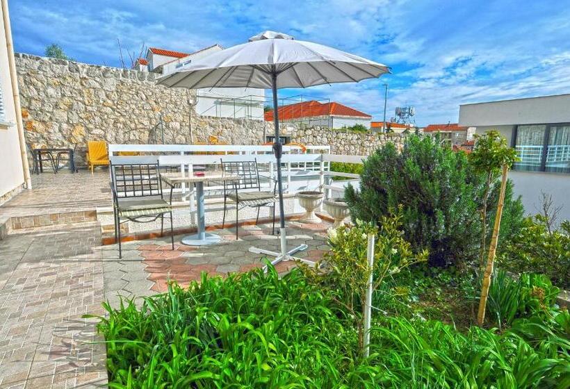 اتاق استاندارد با تراس, Villa Katarina