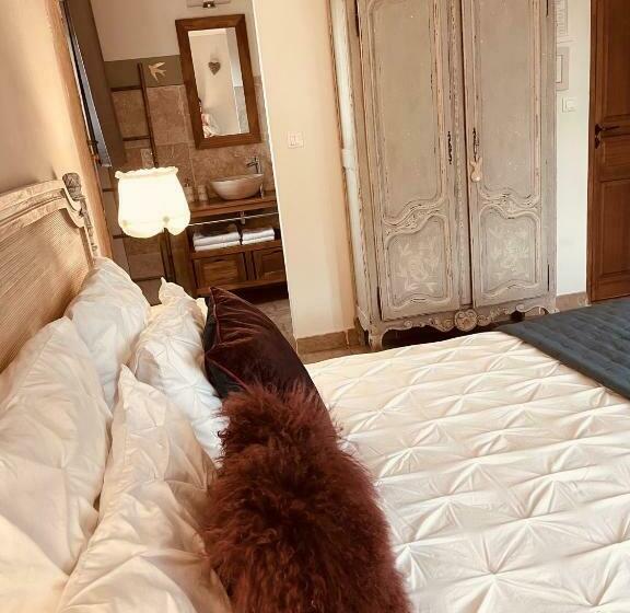 اتاق لوکس, B&b Temps Suspendu Provence