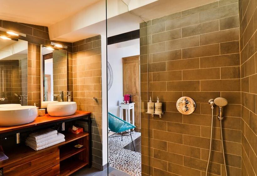 سوییت لوکس, B&b Temps Suspendu Provence