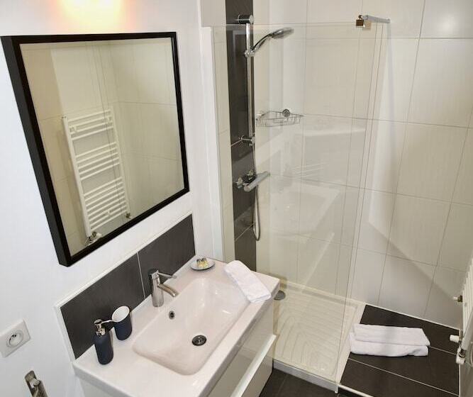 اتاق سوپریور, Chambres A Bord O