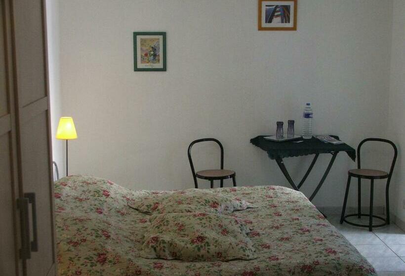 اتاق سوپریور در طبقه همکف, Chambres D Hotes Welcome Trépied