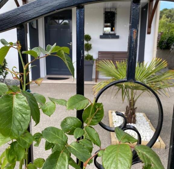 اتاق خانوادگی, Chambres D Hotes Welcome Trépied