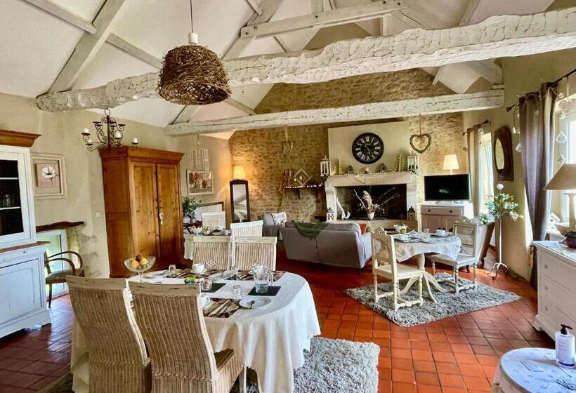 کلبه ییلاقی, La Naomath   Maison D Hôtes, Hébergement Insolite & Gîte